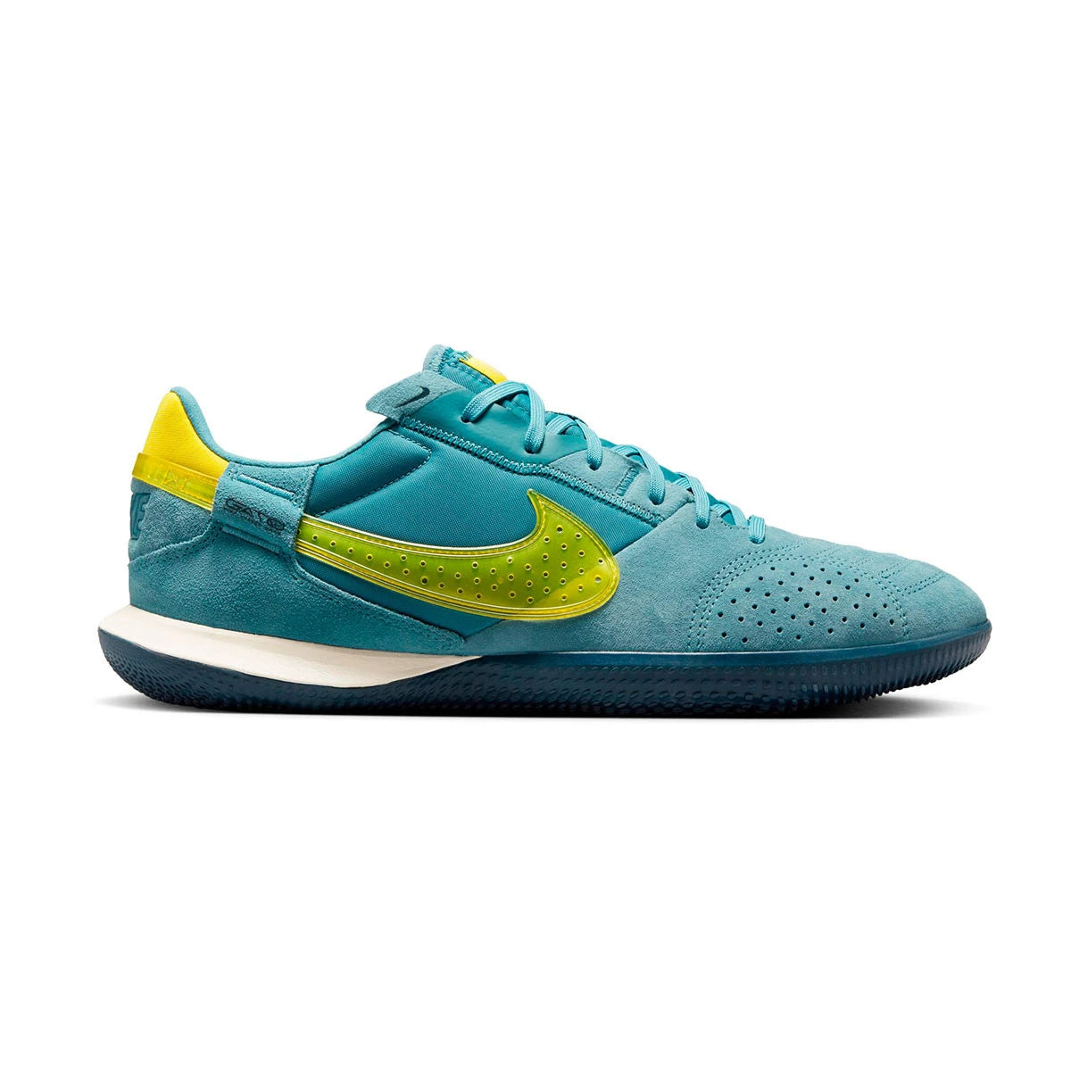 Nike Street Gato