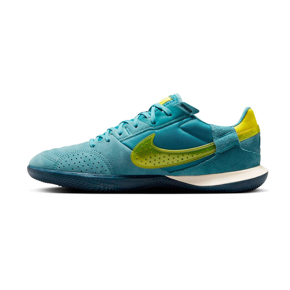 Nike Street Gato